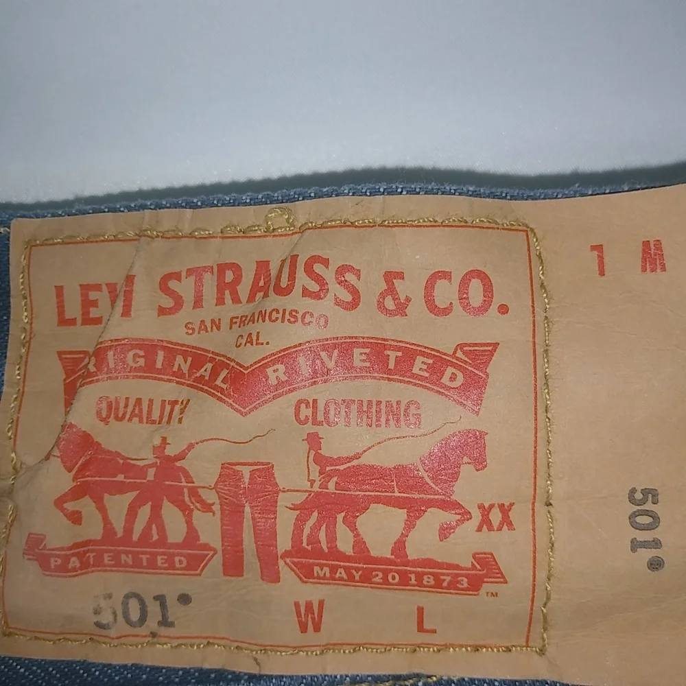 Levis 501 Mens 54x30 Dark Wash Straight Button Fly Jeans - Picture 9 of 15